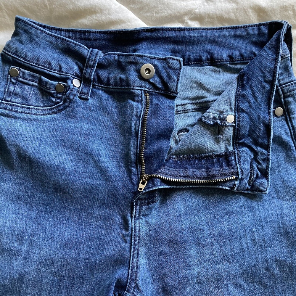 Disney Brand Juniors 9 High Waist (25") Skinny BlueJean Minnie Kisses Mickey - Picture 6 of 16